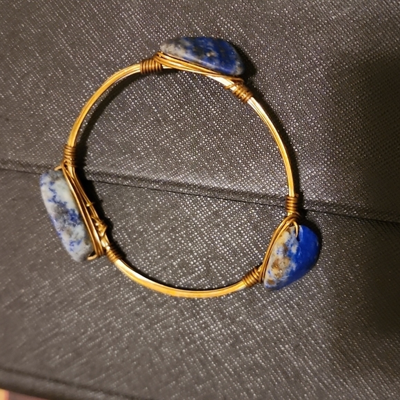 Wire wrapped bangle bracelet with three purple stones - Picture 2 of 4